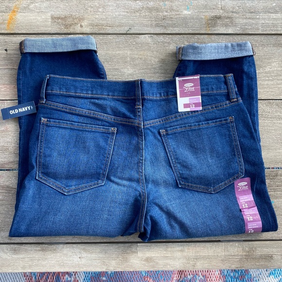 NWT Old Navy “The Diva” Cropped Jeans - Picture 6 of 6